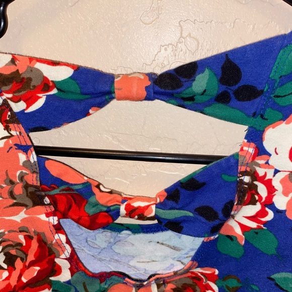 Floral dress - Picture 2 of 3